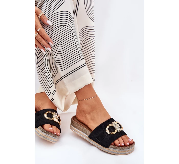 Dámské Pantofle Na Platformě S A Zlatou Dekorací Černé model 21689964 - Boto