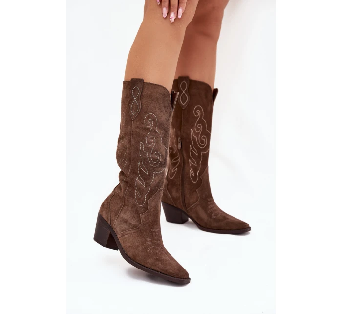 Semišové Dámské Boty Na Podpatku Hnědé model 21705050 - Zazoo Semišové Dámské Boty Na Podpatku Hnědé model 21705050 - Zazoo