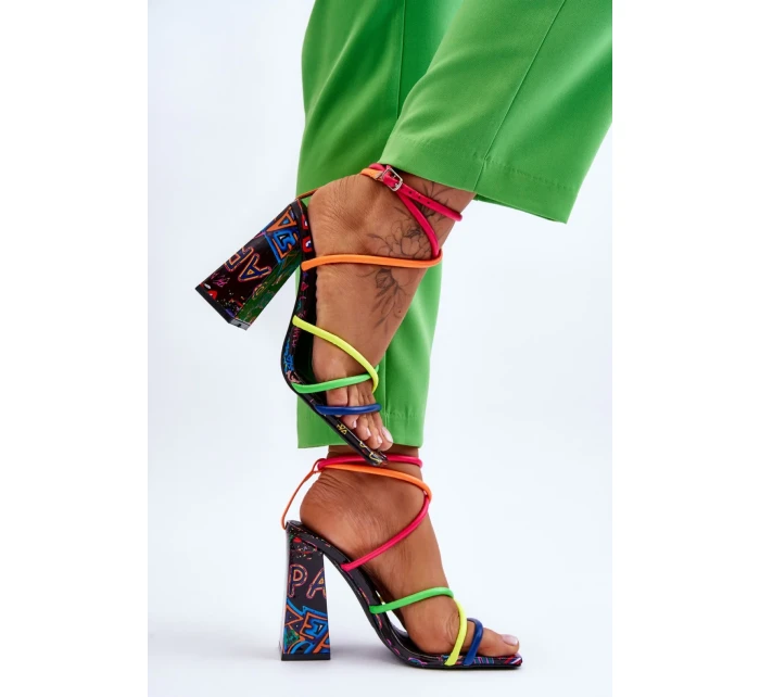 Sandále na podpätku model 193942 Krok vo veľkom štýle