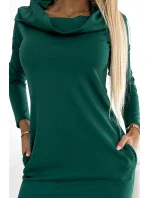 Zelené teplé dámské šaty s velkým rolákem a kapsami model 19006810 - numoco Zelené teplé dámské šaty s velkým rolákem a kapsami model 19006810 - numoco