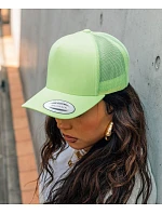 5 panelová Retro Trucker kšiltovka 55. model 22487048 - Flexfit 5 panelová Retro Trucker kšiltovka 55. model 22487048 - Flexfit