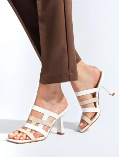 Krásne dámske nazúvaky biele na širokom podpätku