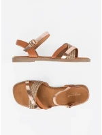 Klasické sandály hnědé dámské na plochém podpatku Klasické sandály hnědé dámské na plochém podpatku