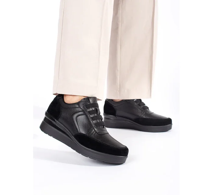 Trendy polobotky dámské černé na klínku Trendy polobotky dámské černé na klínku