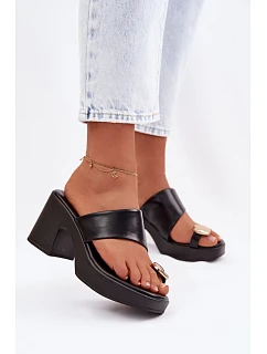 Žabky na podpätku model 225375 Krok vo veľkom štýle