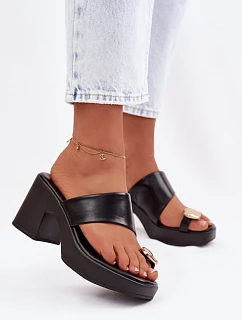 Žabky na podpätku model 225375 Krok vo veľkom štýle