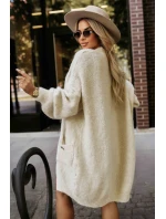 628-1 Módny oversize sveter s ozdobnou brošňou a praktickými vreckami - béžový 628-1 Módny oversize sveter s ozdobnou brošňou a praktickými vreckami - béžový