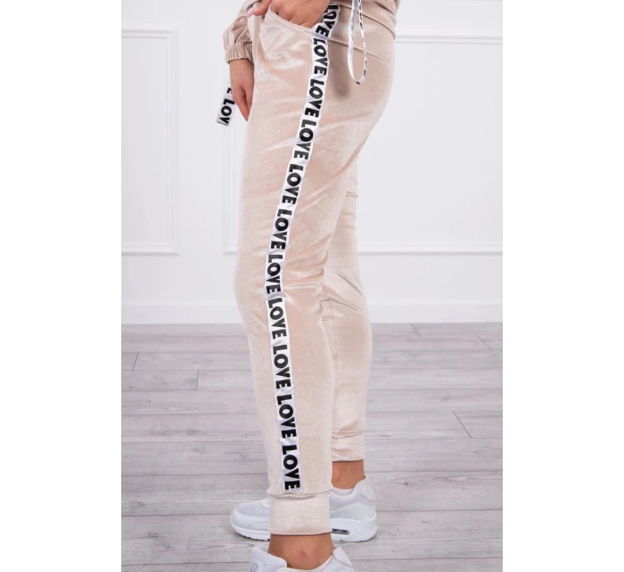 model 22014121 béžová velurová sada - K-Fashion