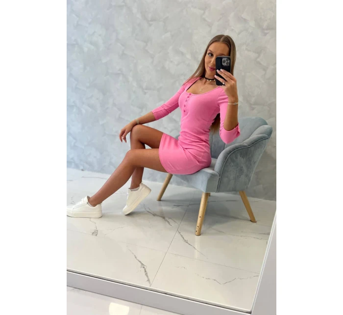 Šaty s gombíkovým výstrihom svetlo ružové