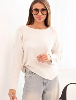 Dámsky viskózový sveter s dlhými rukávmi a okrúhlym výstrihom béžovej farby