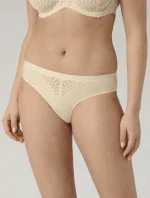 Dámske nohavičky Aura Spotlight Brazilian krémové - Triumph