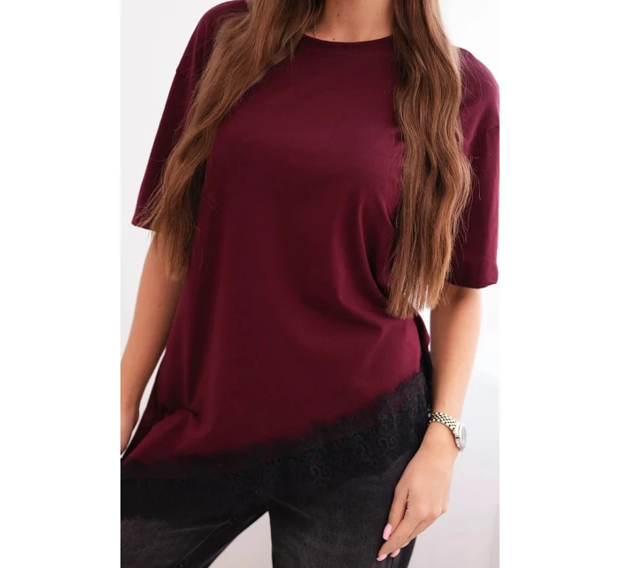 Dámská asymetrická bavlněná blůza s krajkou dole bordová Dámská asymetrická bavlněná blůza s krajkou dole bordová