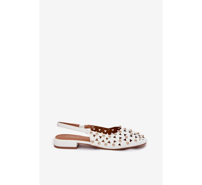 Zdobené Baleríny Na Plochém Podpatku Bílé model 21696513 - Boto