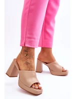 Skórzane Klapki Na Obcasie Beżowe Livesa