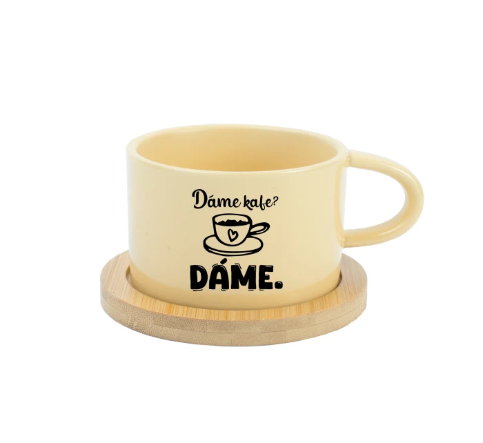 DÁME KAFE? DÁME. - žlutý hrníček makronka 200 ml