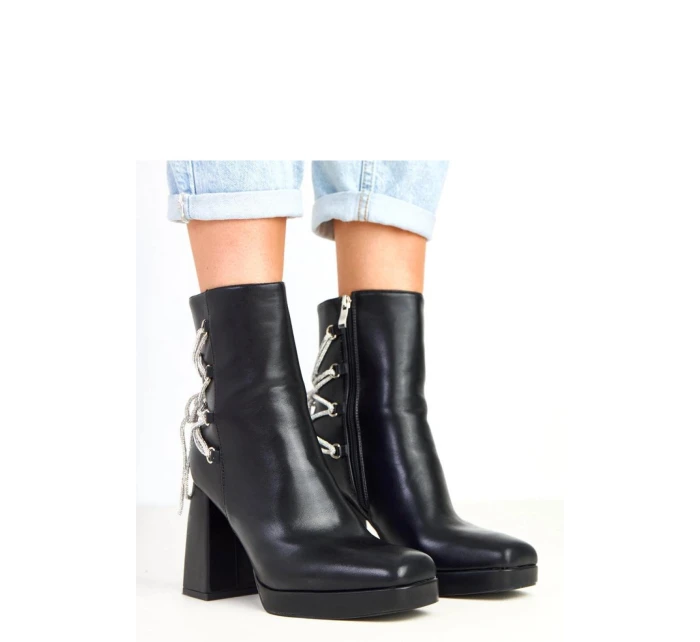 Topánky na podpätku model 217912 Solea