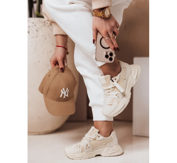 Dámské sportovní tenisky beige Dstreet model 21983951 - FashionStreet