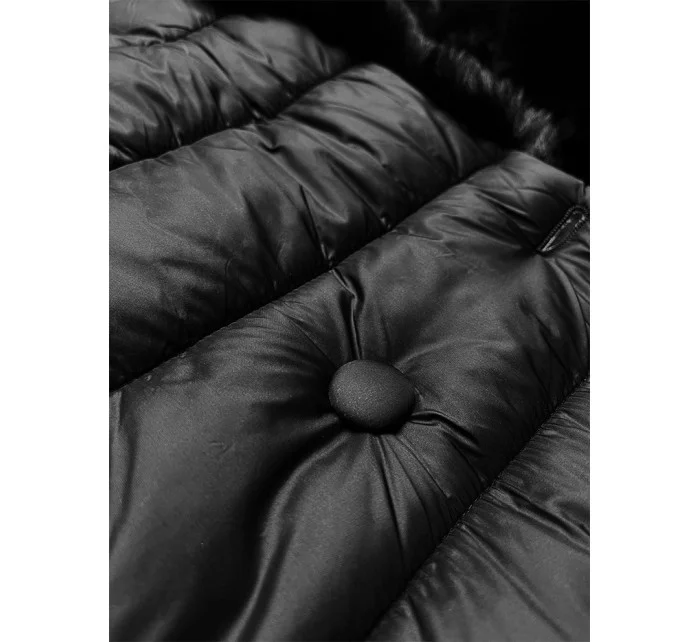 Černý péřový zimní kabát s kožešinovou kapucí model 21248502 - J.STYLE