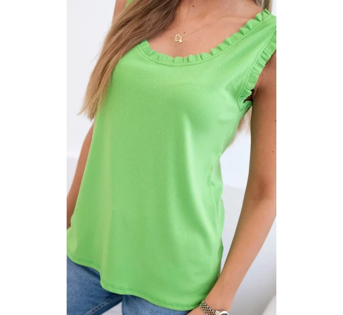 Dámská viskózová halenka s volánem ve výstřihu jasně zelená