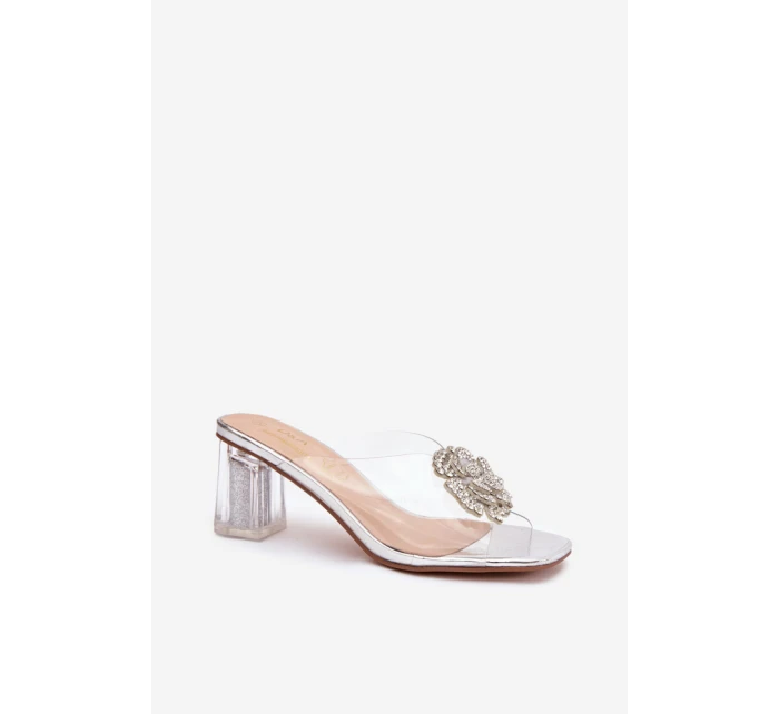 Žabky na podpätku model 225136 Krok vo veľkom štýle