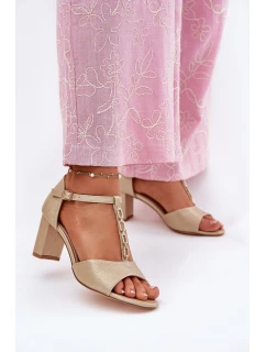 Dámské Sandály Na Podpatku S Dekorativním Páskem Eko Kůže Zlaté model 21696870 - EVENTO