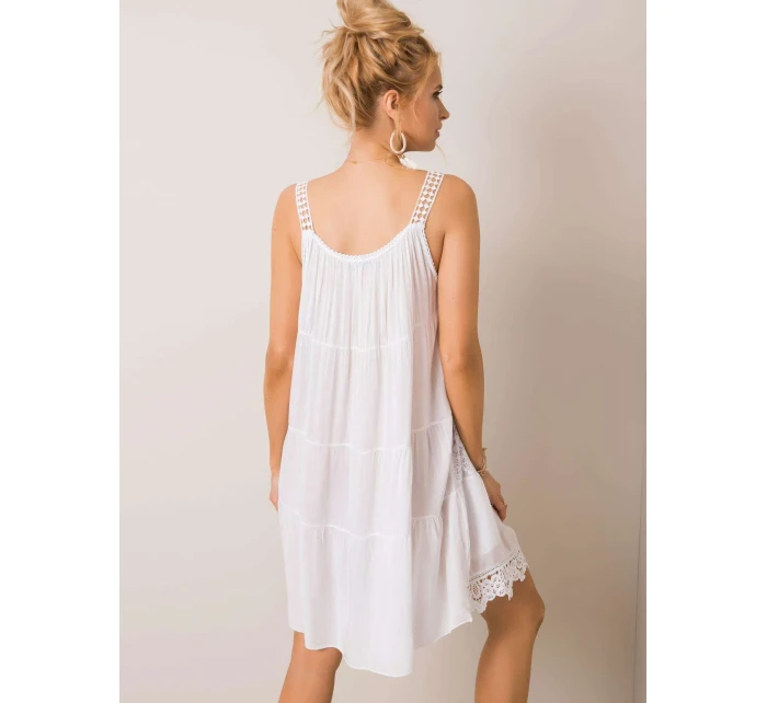 Šaty TW SK BI 81593.28 bielych