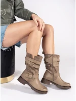 Trendy hnedé dámske členkové topánky na širokom podpätku Trendy hnedé dámske členkové topánky na širokom podpätku