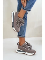 Semišové dámské sneakersy na platformě s šněrováním Artiker šedé model 21671668 - Boto Semišové dámské sneakersy na platformě s šněrováním Artiker šedé model 21671668 - Boto