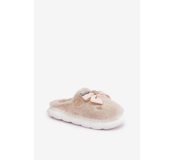 Pantofle S Mašlí A Ozdobami Béžové model 21680837 - Boto