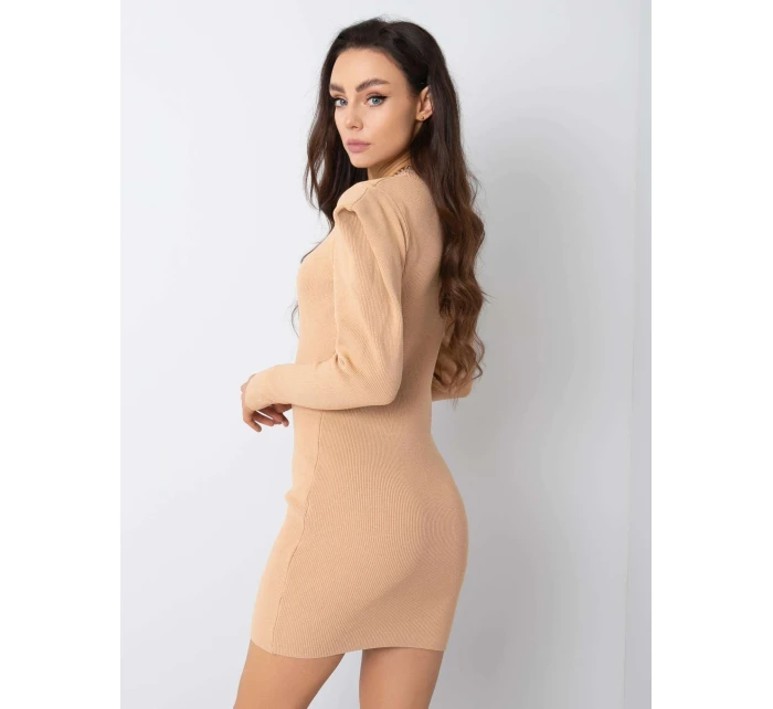 Šaty 269 SK model 14839950 velbloud - FPrice Šaty 269 SK model 14839950 velbloud - FPrice