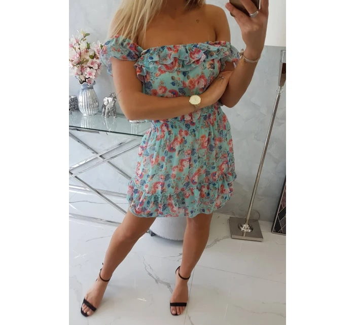 Španielske šaty do pása v mätovej farbe