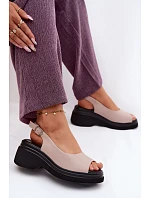 Kožené sandály na platformě Vinceza Béžové