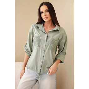 Dámská bavlněná košile s model 22207107 dole a kapsami khaki - K-Fashion Dámská bavlněná košile s model 22207107 dole a kapsami khaki - K-Fashion