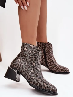 Dámska kožená členková obuv s podpätkom, zateplená, leopardí vzor D&A - čierna/zlatá