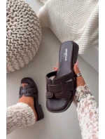 Dámské pantofle na ploché podrážce čokoládové Lorania Dámské pantofle na ploché podrážce čokoládové Lorania