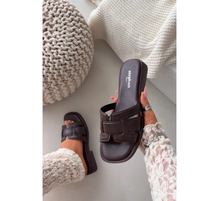 Dámské pantofle na ploché podrážce čokoládové Lorania Dámské pantofle na ploché podrážce čokoládové Lorania