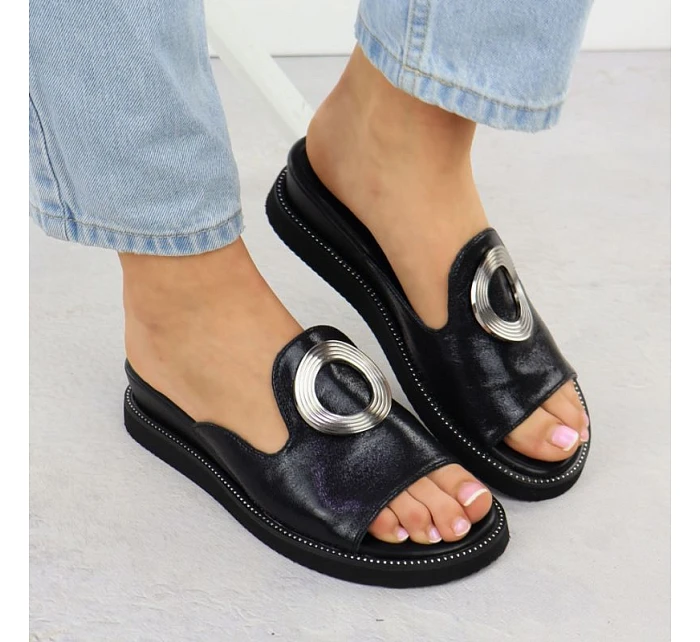 Dámské žabky na nízkém podpatku černé M.Daszynski