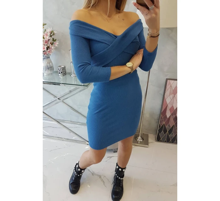 Džínové šaty s výstřihem do V Džínové šaty s výstřihem do V