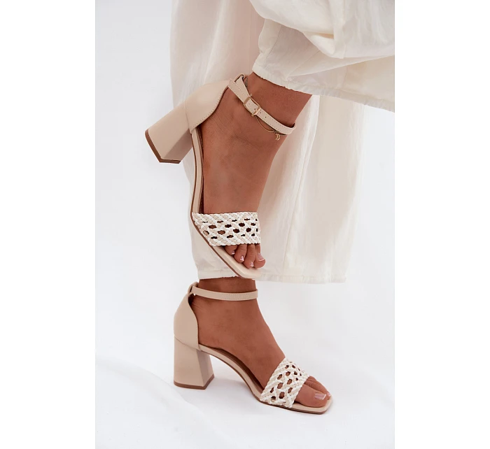 Ženské sandály na podpatku s pleteným vzorem světle béžové model 22122869 - Boto