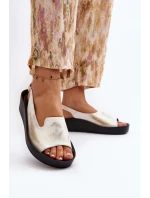 Dámské kožené sandály na tlusté podrážce zlatý model 21646330 - Zazoo Dámské kožené sandály na tlusté podrážce zlatý model 21646330 - Zazoo