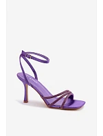 Sandále na podpätku model 226920 Vykročte štýlovo