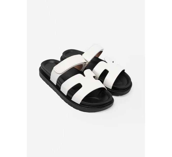 Módne biele dámske ponožky na platforme Módne biele dámske ponožky na platforme