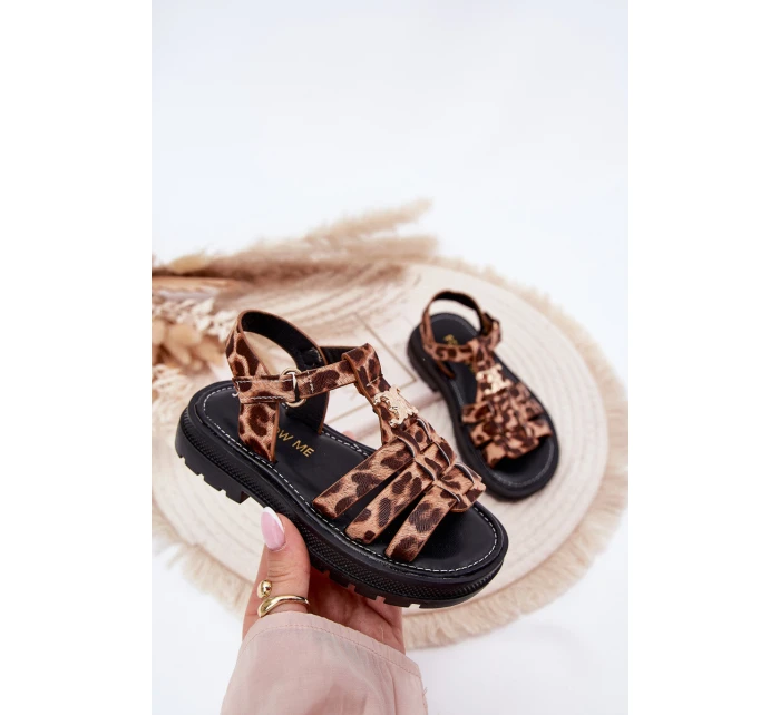 Dívčí sandály s ozdobným detailem model 21701018 - Boto Dívčí sandály s ozdobným detailem model 21701018 - Boto