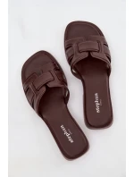 Dámské pantofle na ploché podrážce čokoládové Lorania Dámské pantofle na ploché podrážce čokoládové Lorania