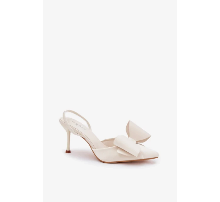 Lodičky s ihlovým podpätkom model 209421 Krok vo veľkom štýle Lodičky s ihlovým podpätkom model 209421 Krok vo veľkom štýle