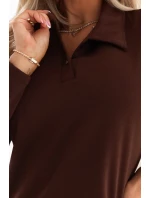 model 21884014 Elegantní midi šaty s límečkem a bočním rozparkem čokoládové - numoco basic