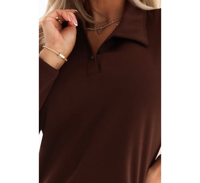 model 21884014 Elegantní midi šaty s límečkem a bočním rozparkem čokoládové - numoco basic