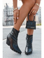 Dámské kožené boty na podpatku černé model 21709978 - Boto