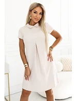 Elegantní minišaty ve tvaru s límečkem – světle béžové model 22300257 - numoco