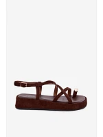 Sandály na platformě s zlatým detailem čokoládové model 22111363 - Boto